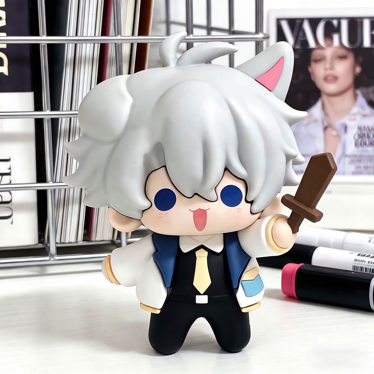 Muyo House Fanmade Fanart Gray Hair White Clothes Sword in hand 8CM Action Figure