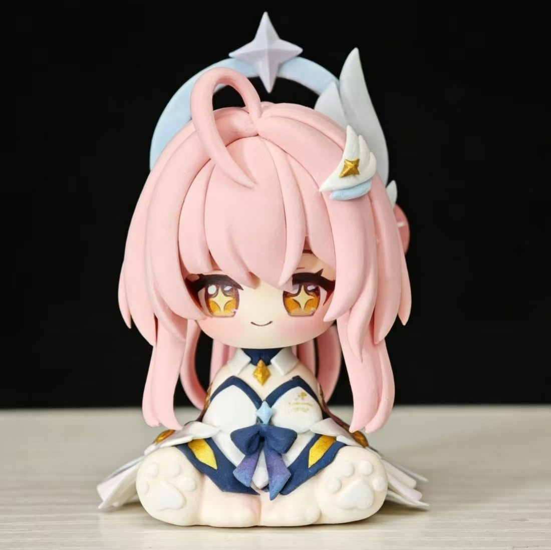 Muyo House Fanmade Fanart Pink Hair White Clothes Siting 8CM Action Figure
