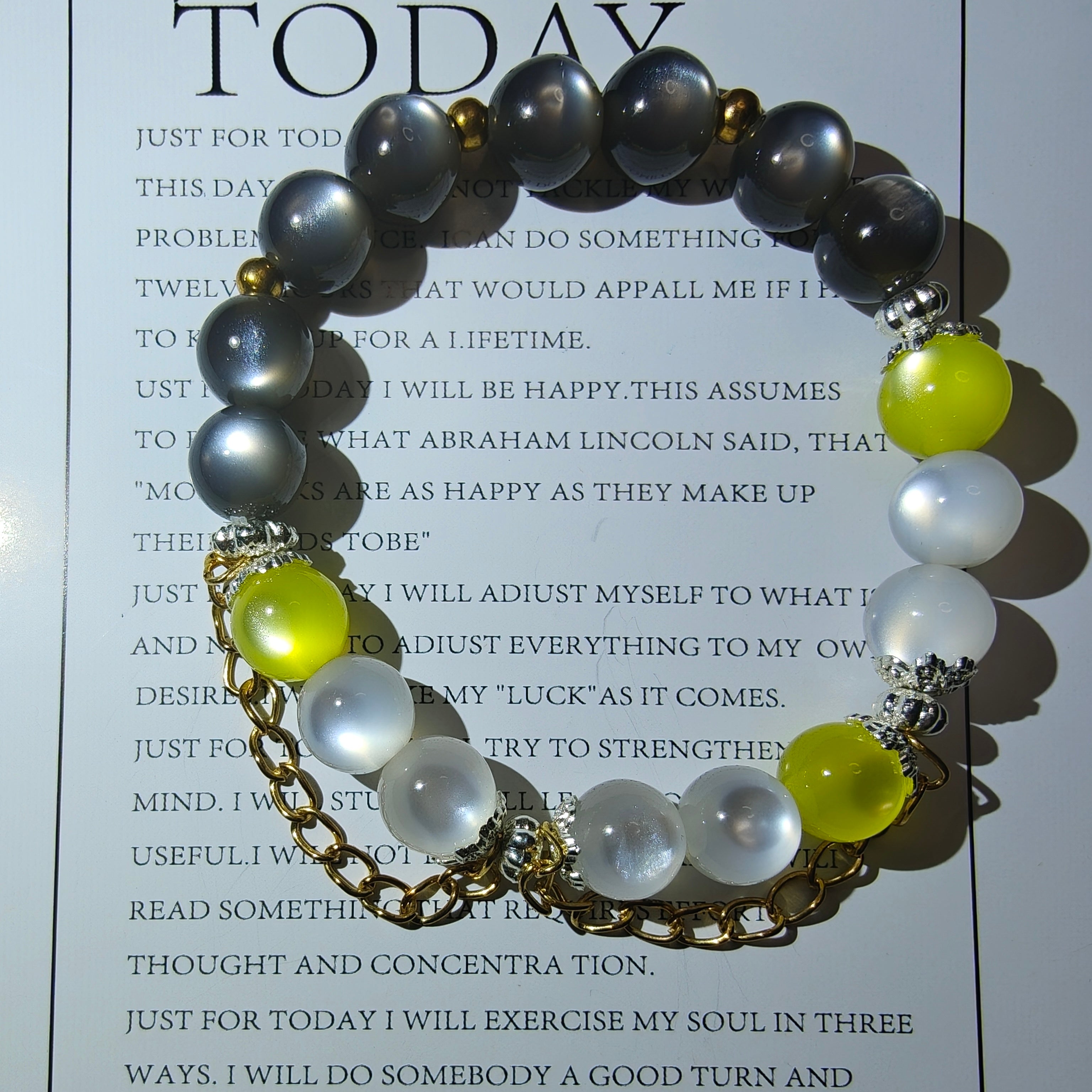 Muyo Hose KPop Demon Hunters Huntrix Zoey ALL White Performance Suit Inspired Round Beads Bracelet