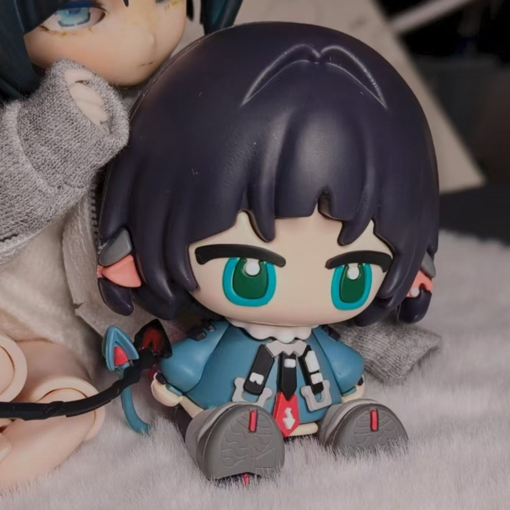 Muyo House Fanmade Fanart Black-haired Siting Pose Action Figure