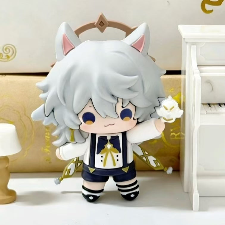 Muyo House Fanmade Fanart Gray  Hair Wiht Wings  Action Figure